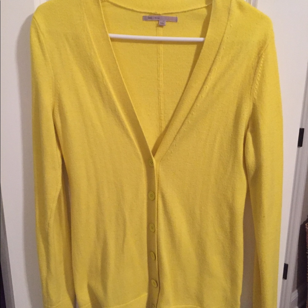 GAP yellow cardigan